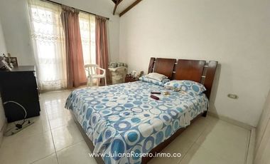 VENDO HERMOSA CASA EN VILLA DEL BOSQUE