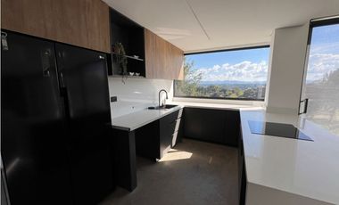 Se vende hermosa casa campestre en Guarne