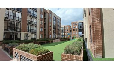 ACSI 1117. Se vende apartamento en Funza, Conjunto Ciruelos