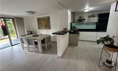 CASA EN VENTA EN ENVIGADO SECTOR LA SEBASTIANA TRANSVERSAL INTERMEDIA