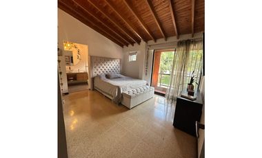 CASA EN VENTA EN ENVIGADO SECTOR LA SEBASTIANA TRANSVERSAL INTERMEDIA