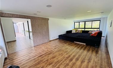 HERMOSA CASA EN LLANOGRANDE RIONEGRO SECTOR CLUB CAMPESTRE