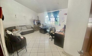 CASA EN VENTA EN JARDINES DEL VERGEL