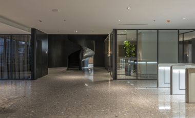 Oficina acondicionada en renta Downtown Reforma con terraza