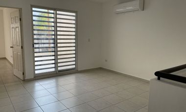 CASA EN RENTA LAS LOMAS GARCIA N.L
