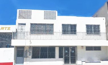 LOCAL  EN VENTA EN CALLE REVOLUCIÓN ZONA CENTRAL