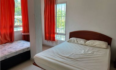 SE VENDE PROPIEDAD CON LOCAL Y HOTEL ANEXOS, AV DEL RIO