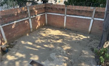 SE VENDE PROPIEDAD CON LOCAL Y HOTEL ANEXOS, AV DEL RIO