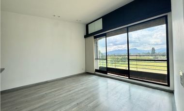 Bajo de precio apartamento en venta en cajica con doble balcón.
