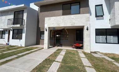 Casa venta Frac. Los Cataros Apaseo el Grande Gto. 2,600,000 VicGue EMC