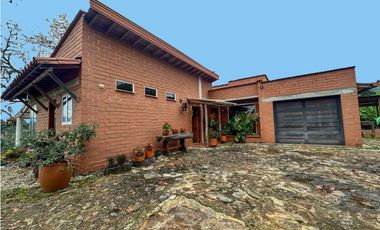 se vende casa finca campestre Guarne, sector la Clara  LM