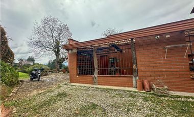 se vende casa finca campestre Guarne, sector la Clara  LM
