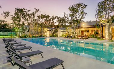 En venta: Casa Moderna en Residencial Valenia, Playa del Carmen