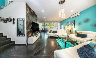 En venta: Casa Moderna en Residencial Valenia, Playa del Carmen