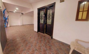 VENTA CASA AMPLIA VILLA DE LAS FUENTES EL DORADO