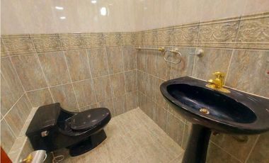 VENTA CASA AMPLIA VILLA DE LAS FUENTES EL DORADO