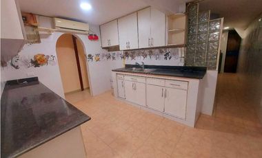 VENTA CASA AMPLIA VILLA DE LAS FUENTES EL DORADO