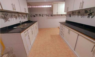 VENTA CASA AMPLIA VILLA DE LAS FUENTES EL DORADO