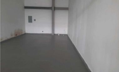 ALQUILO LOCAL COSTA VERDE UNIPLAZA 43MTS