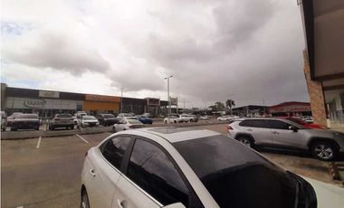 ALQUILO LOCAL COSTA VERDE UNIPLAZA 43MTS