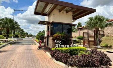ALQUILO CASA EN LA CHORRERA COSTA VERDE LA ARBOLEDA LOS ALMENDROS 3R