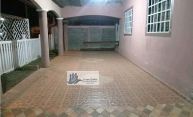 ALQUILER DE CASA EN DAVID LA ARBOLEDA