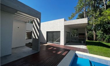 POSITIVE HOUSE VII- TRIDENTE V - PINAMAR