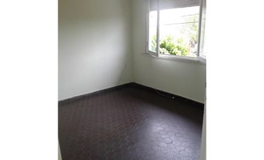 PH en Venta. Dos Unidades de 3 ambientes en Block