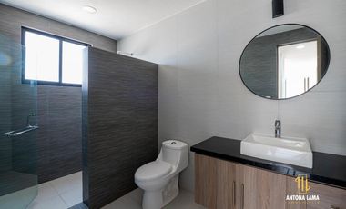 Casa en Renta en Santiago Momoxpan, con recámara en planta baja
