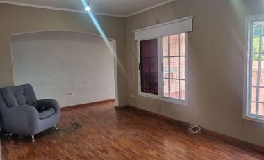 Chalet PH en venta en Barrio Luna