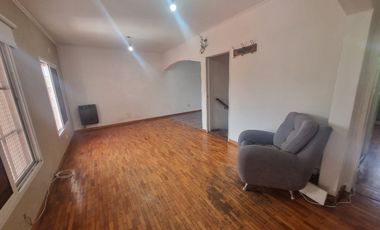 Chalet PH en venta en Barrio Luna
