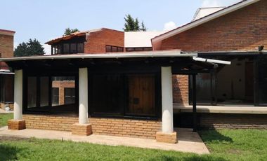 VENTA/RENTA DE CASA EN FRACCIONAMIENTO LA VIRGEN METEPEC