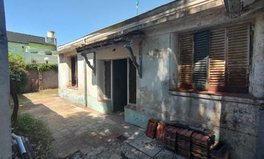 CASA EN VENTA DE 5 AMBIENTES EN SAN ANDRÉS