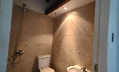 CASA EN VENTA DE 5 AMBIENTES EN SAN ANDRÉS