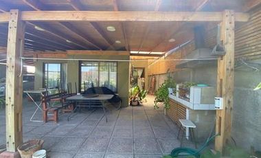 SE VENDE CASA EN CONDOMINIO BUIN