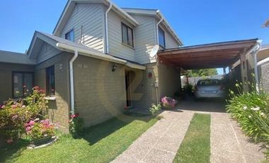 SE VENDE CASA EN CONDOMINIO BUIN