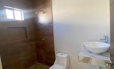 CASA EN VENTA EN LA ENCOMIENDA- ESCOBEDO