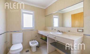 Casa en venta en San Eliseo | 3 Dorm.itorios | TODA en PB
