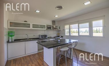 Casa en venta en San Eliseo | 3 Dorm.itorios | TODA en PB
