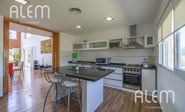 Casa en venta en San Eliseo | 3 Dorm.itorios | TODA en PB