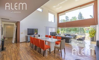 Casa en venta en San Eliseo | 3 Dorm.itorios | TODA en PB