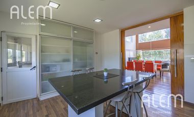 Casa en venta en San Eliseo | 3 Dorm.itorios | TODA en PB