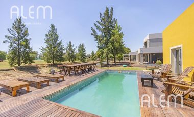 Casa en venta en San Eliseo | 3 Dorm.itorios | TODA en PB