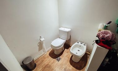 Casa en venta - 4 dormitorios 4 baños - 186mts2 - La Plata
