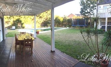 Venta - Casa en El Rocío