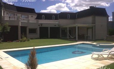 Venta - Casa en El Rocío