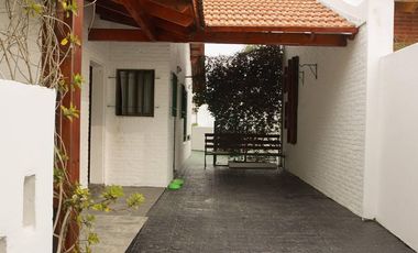 Casa Céntrica en Lobos