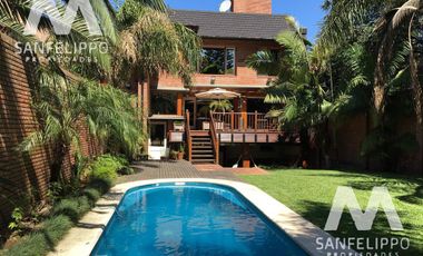 Casa en Venta - Bernal