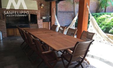 Casa en Venta - Bernal