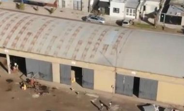 Se VENDE predio de 5700 m2 con Galpones en zona Norte Santa Fe